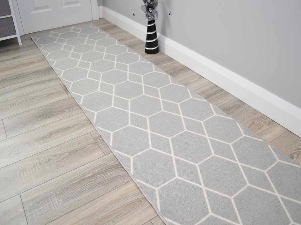 Riviera Hexagon Silver Cut To Length (Kitchen Rugs)